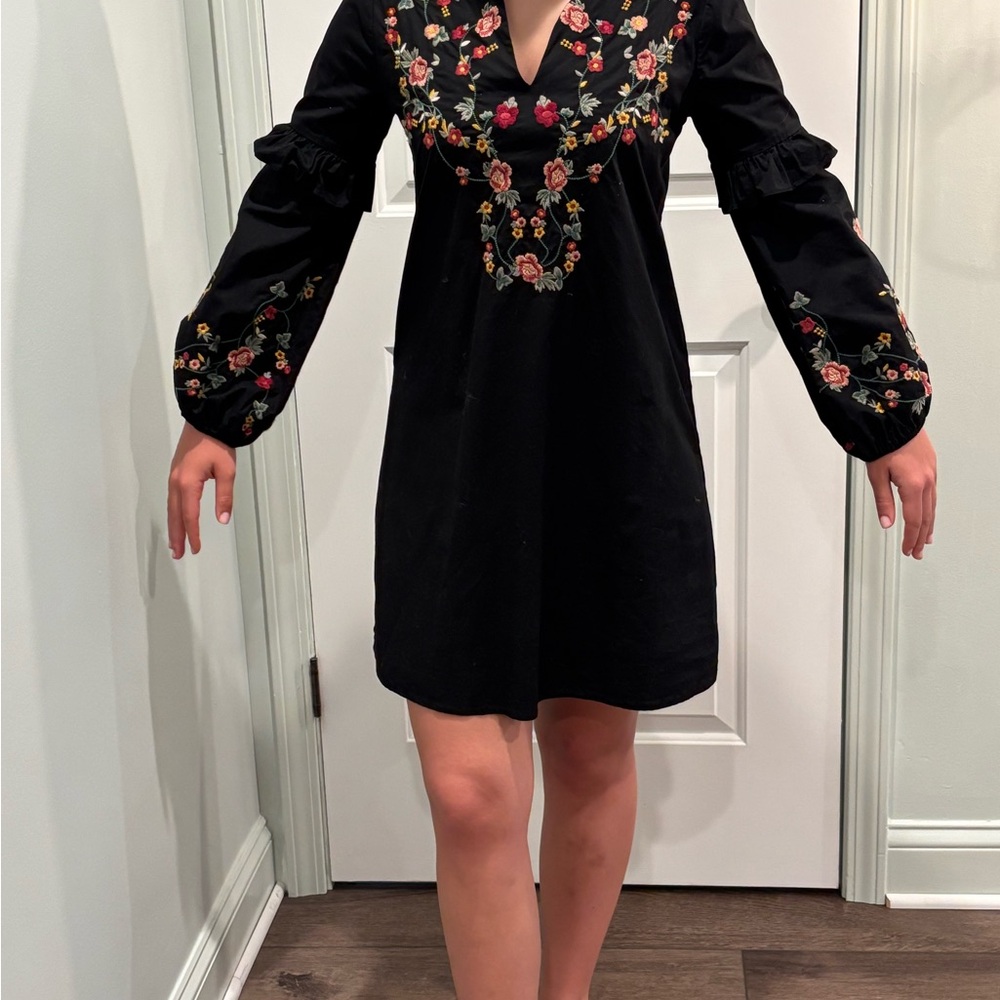 Evereve: Black Long Sleeve Dress